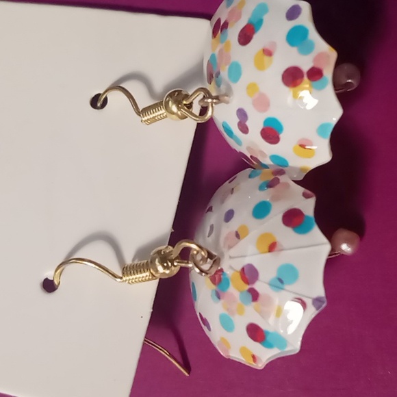 Polka dot 🌂 earrings - Picture 3 of 4